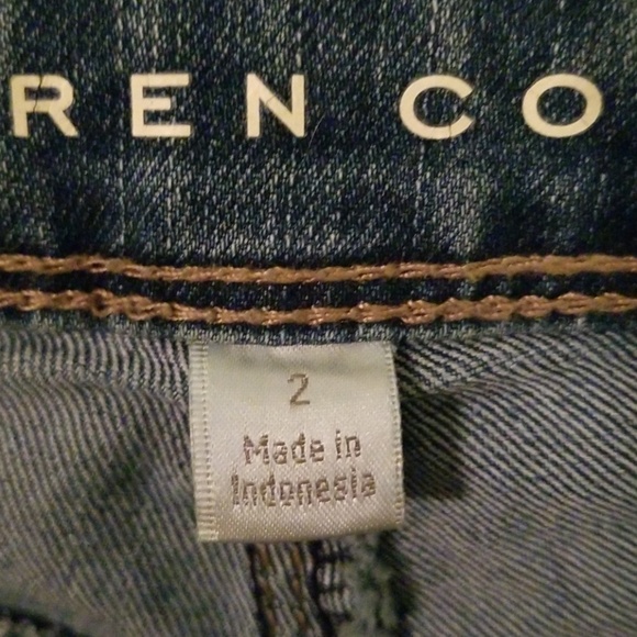 Jeans - Picture 3 of 4